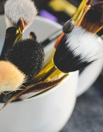 Rosacea Makeup brushes - Rosy JulieBC